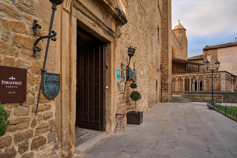 Parador De Olite Luaran gambar