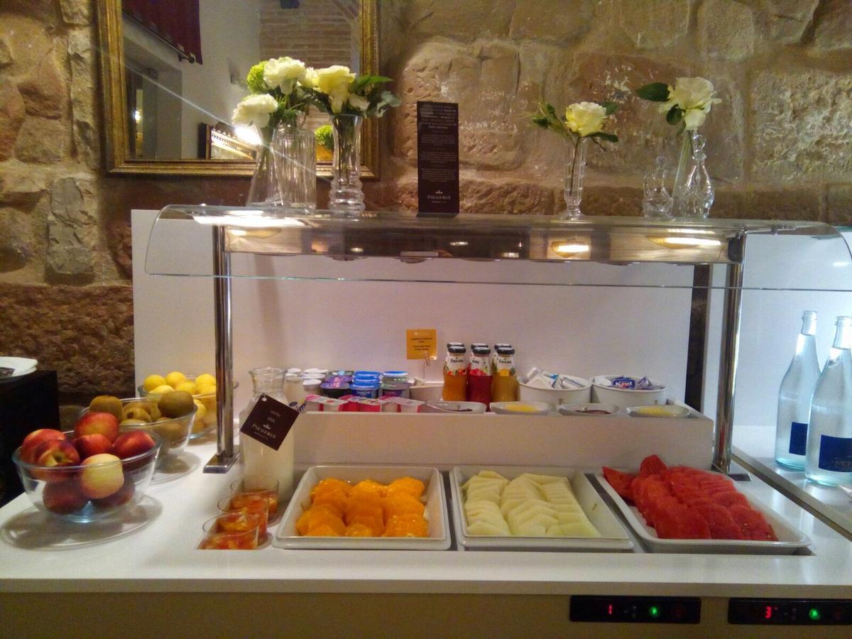 Parador De Olite Luaran gambar