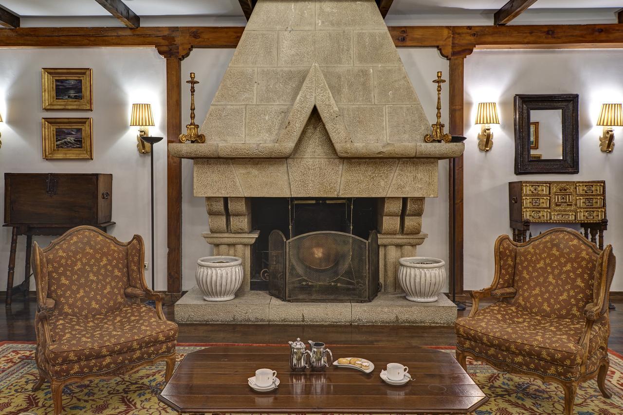 Parador De Olite Luaran gambar